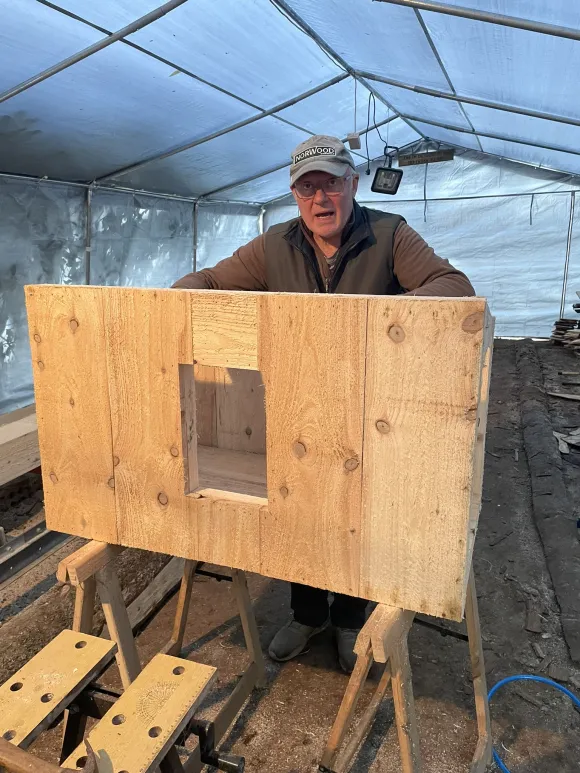 Making a safe nesting box making a nesting box