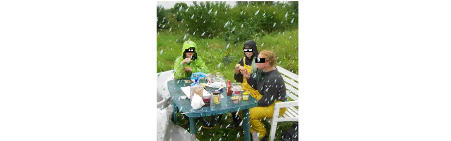 eatin waiting for the sun